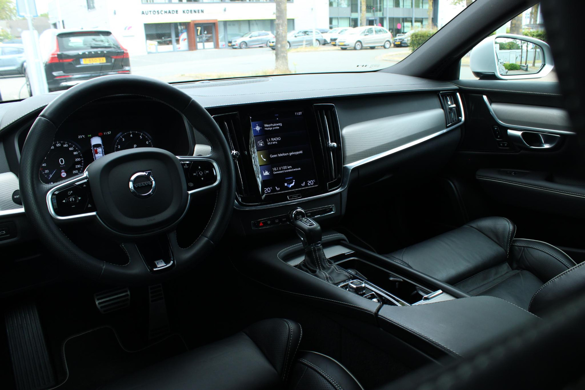Volvo V90
