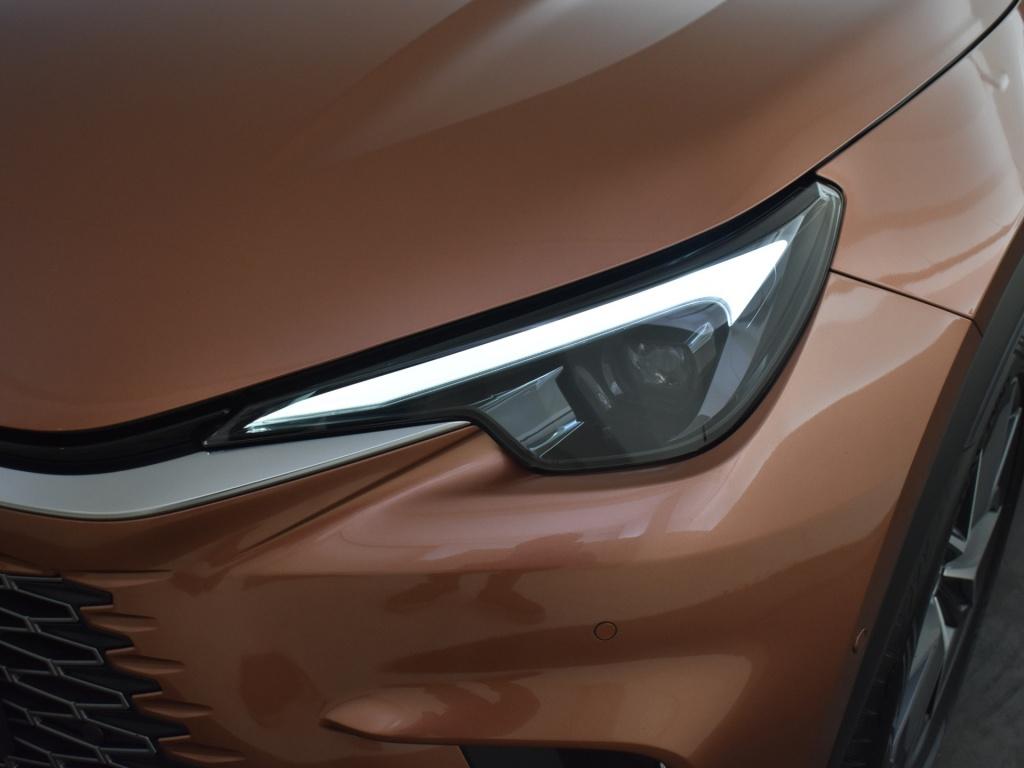 Lexus LBX