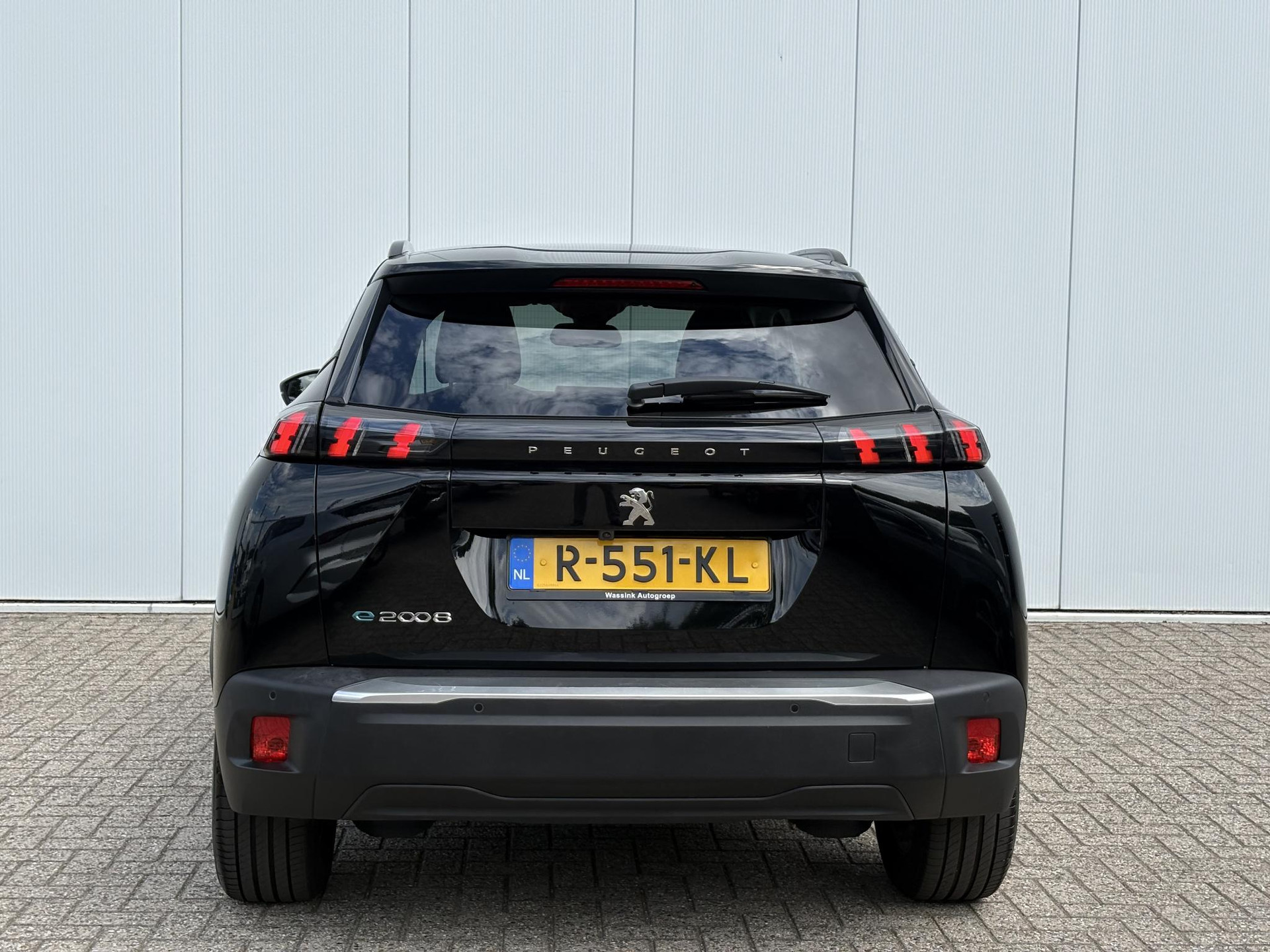 Peugeot e-2008