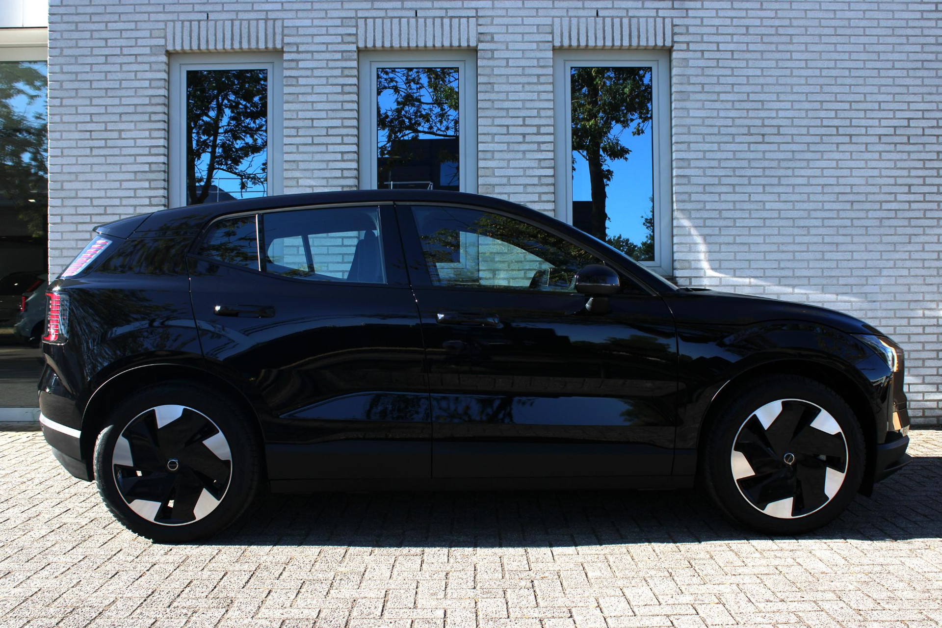 Volvo EX30