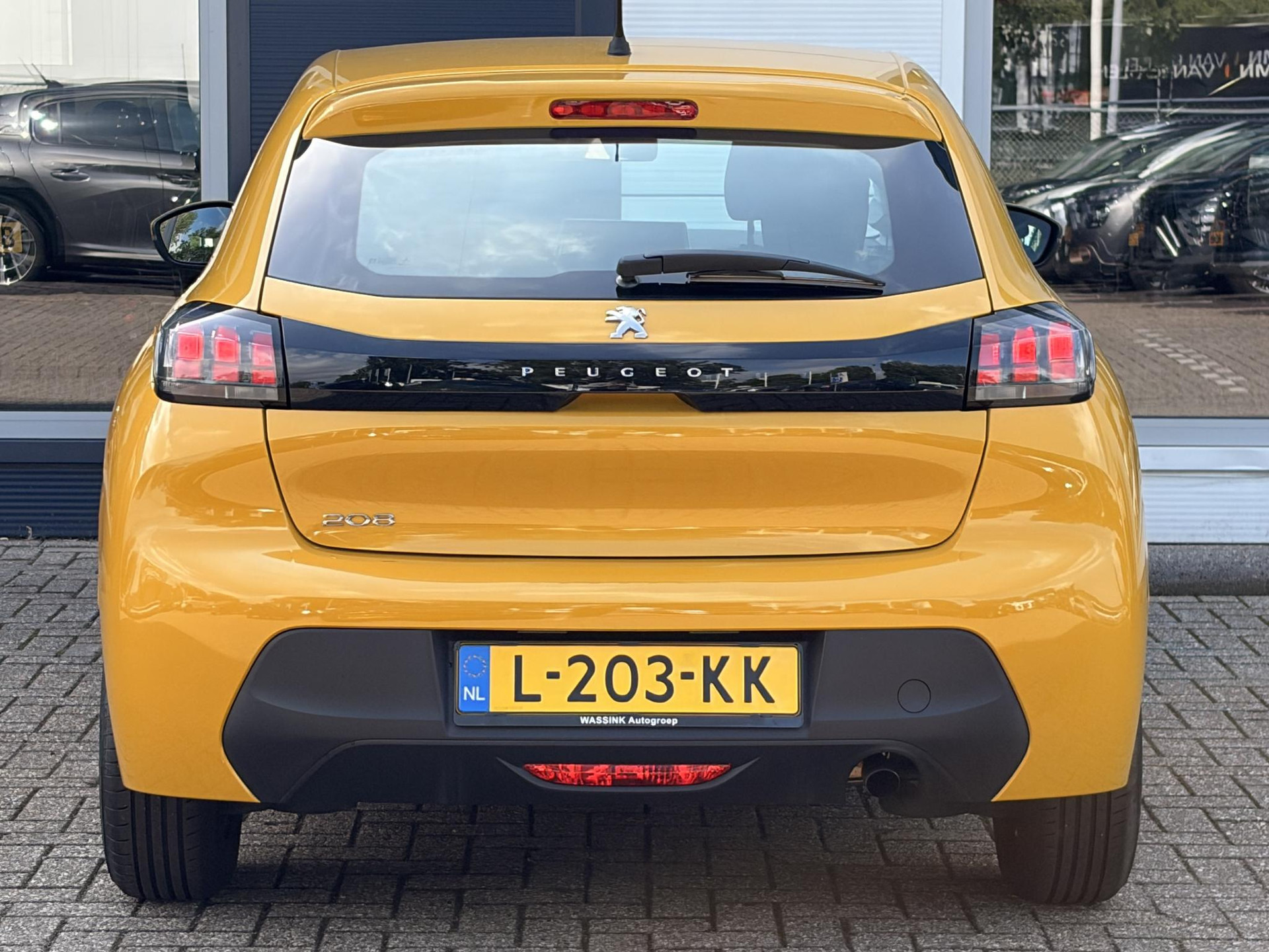 Peugeot 208