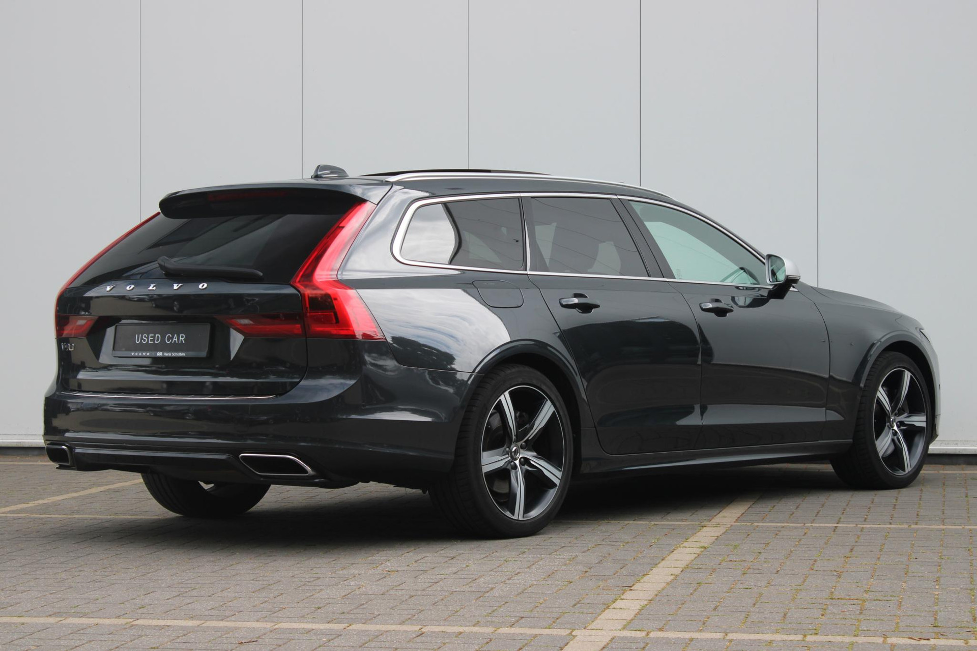 Volvo V90