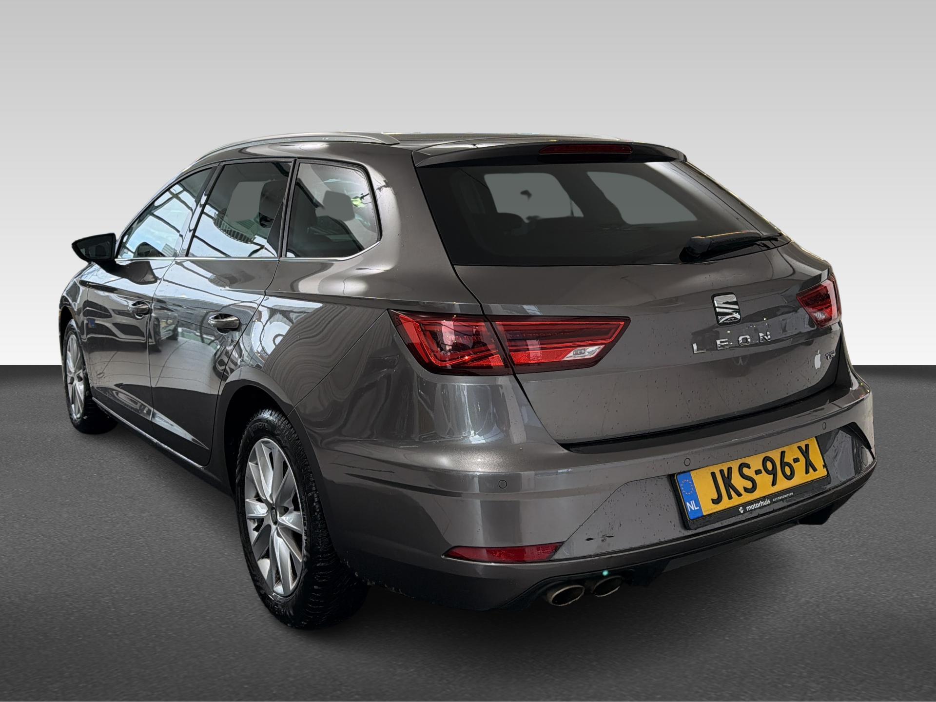 SEAT León