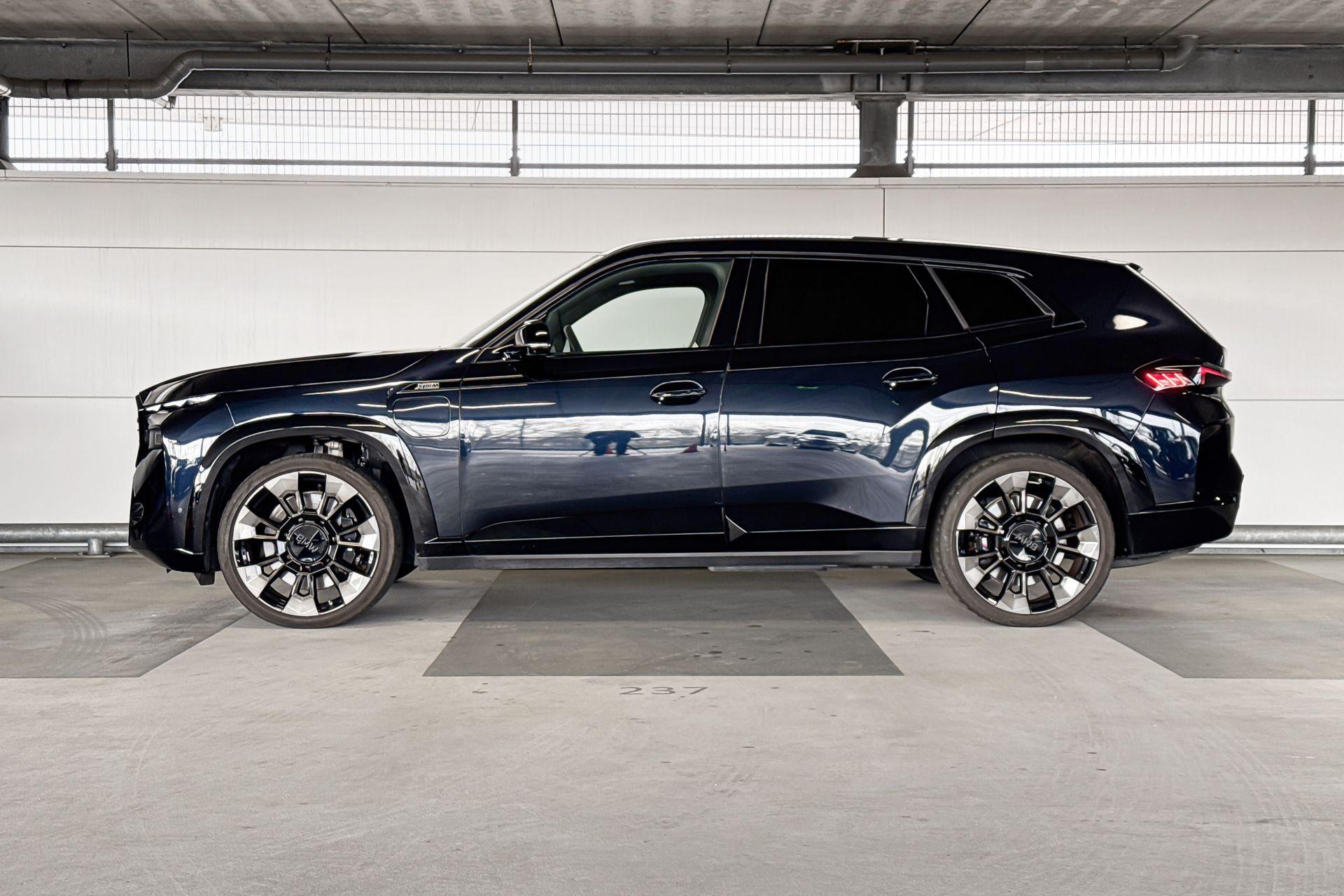 BMW XM