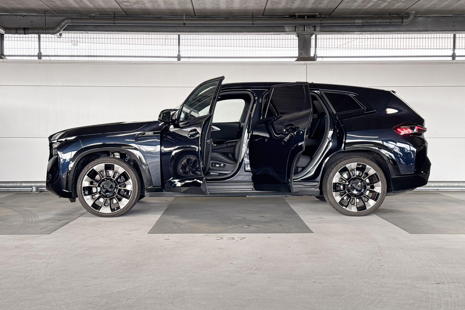 BMW XM