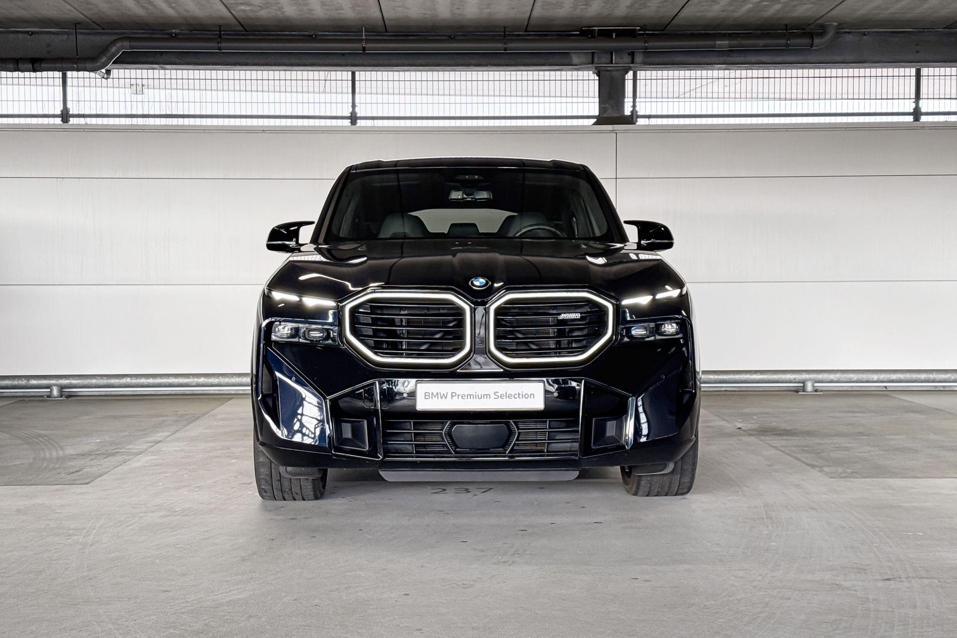 BMW XM