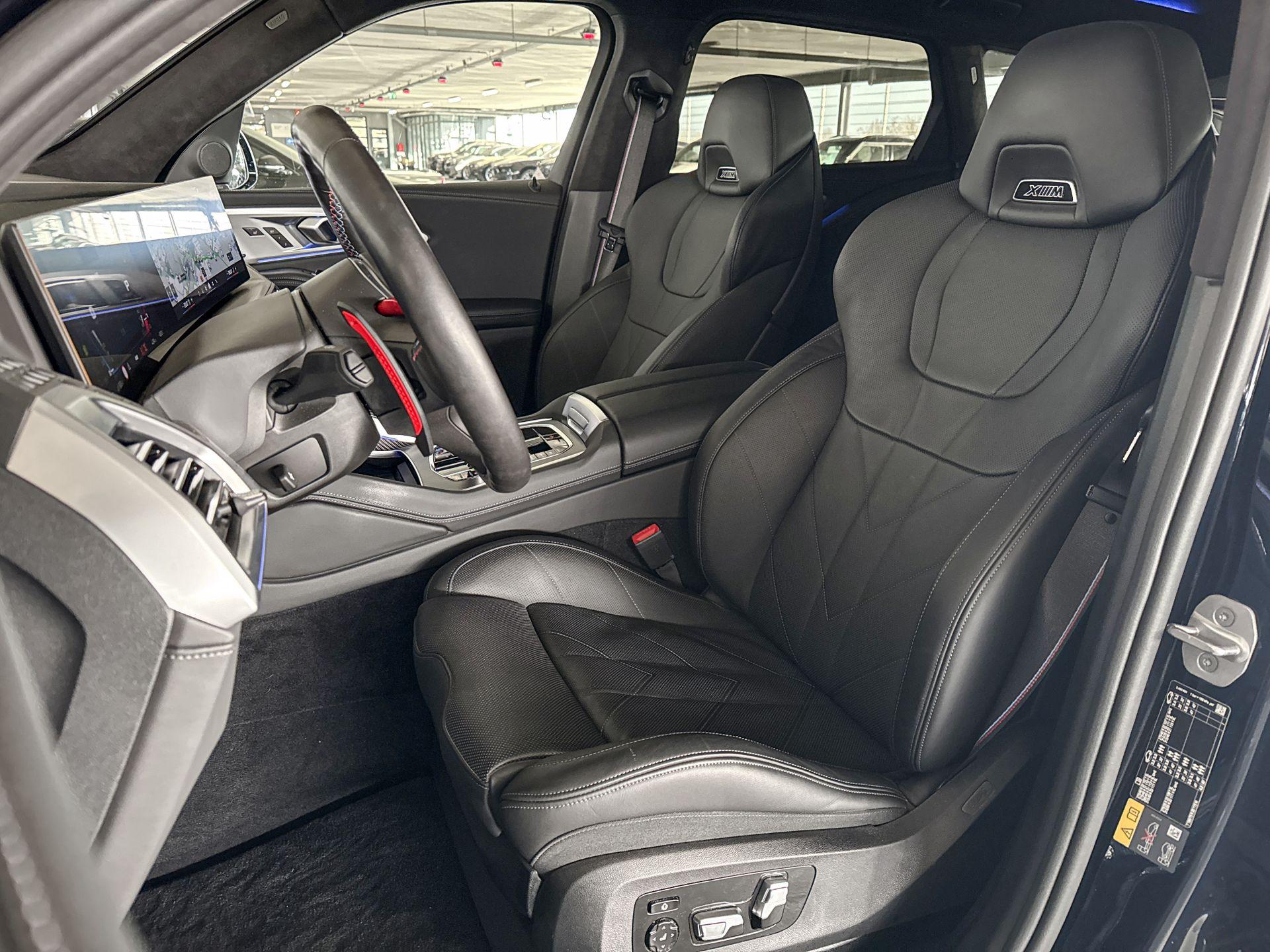 BMW XM