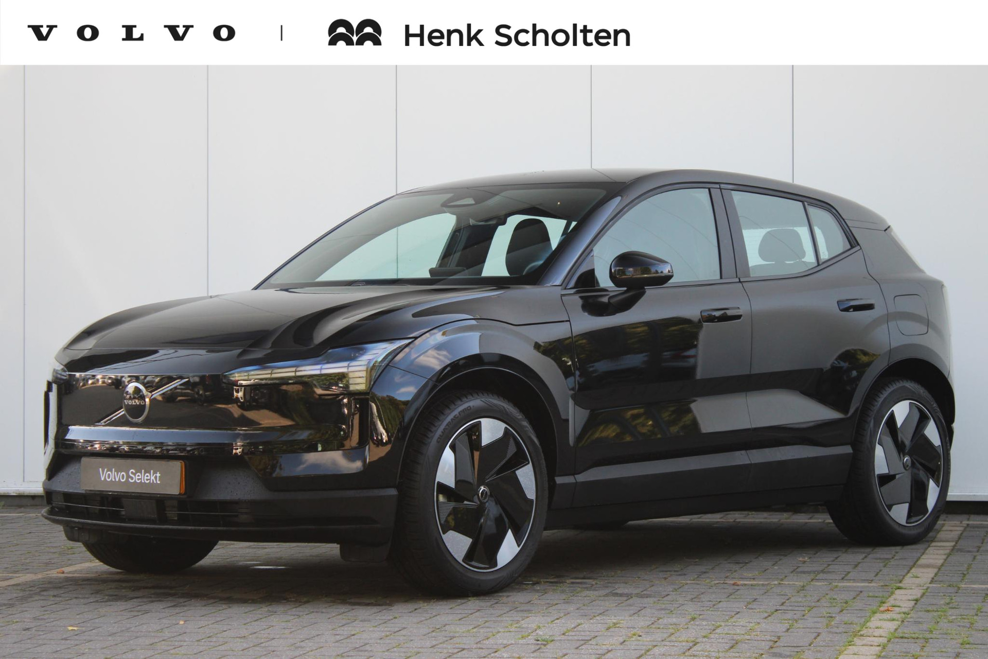 Volvo EX30 Single Motor Extended Range Plus 69 kWh 2025, foto 1