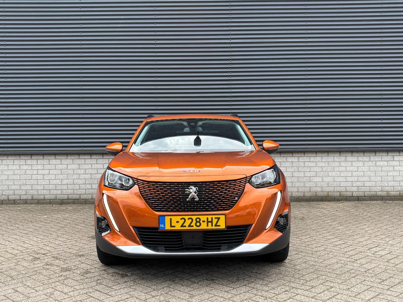 Peugeot e-2008