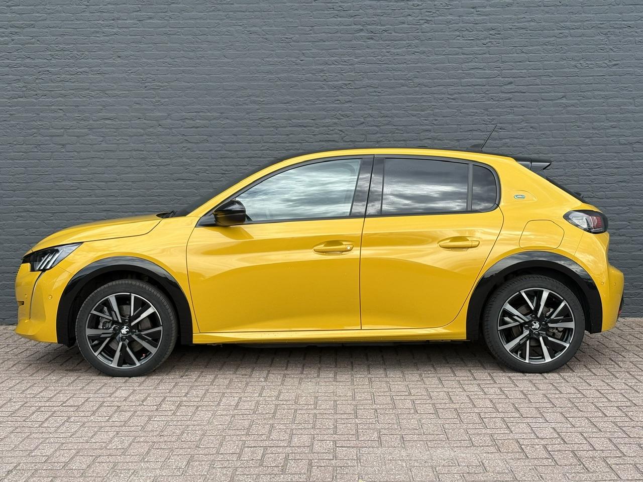 Peugeot e-208