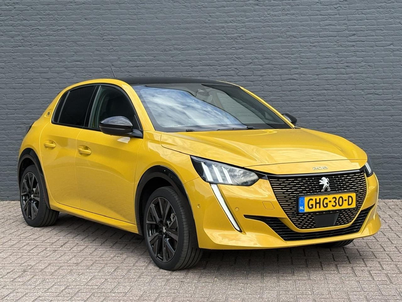 Peugeot e-208