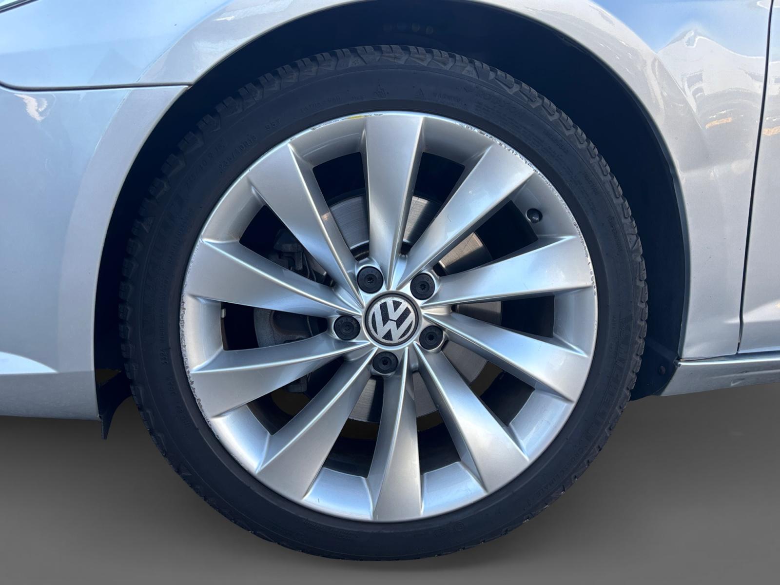 Volkswagen Passat CC