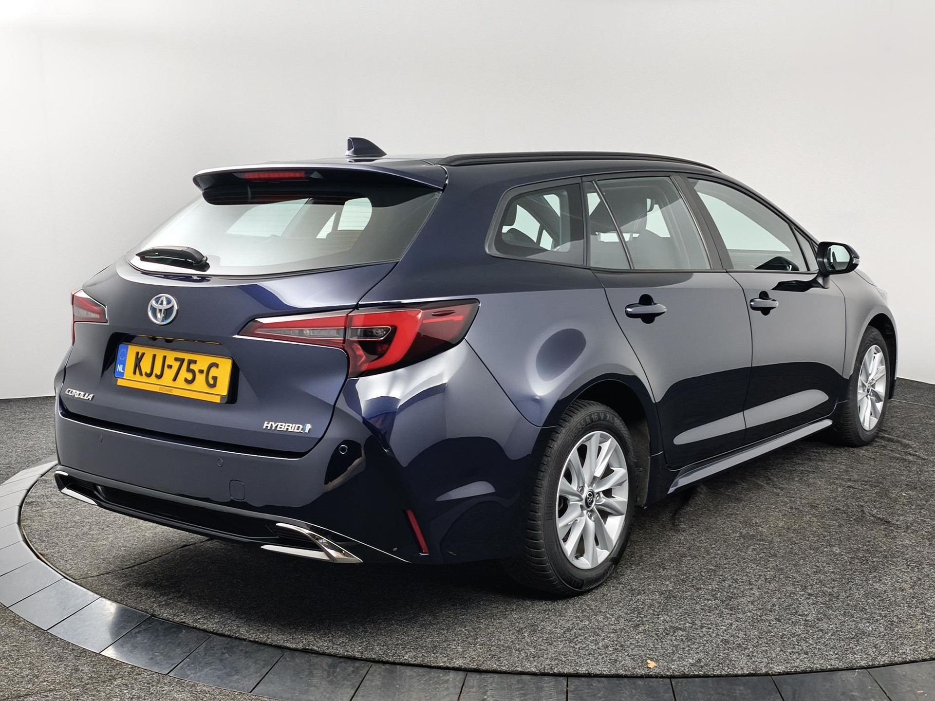 Toyota Corolla Touring Sports
